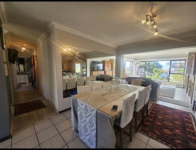 2 BEDROOM APARTMENT FOR SALE IN MOSSEL BAY GOLF ESTATE